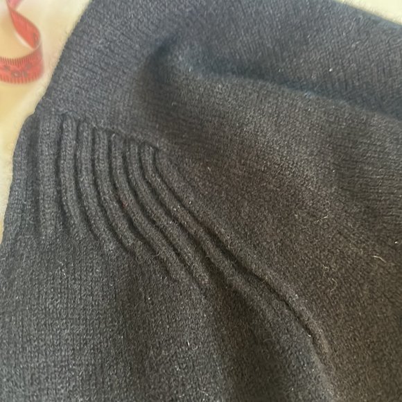 Bloomingdales aqua cashmere turtle neck sweater NO OFFERS CONSIDERED - Picture 6 of 7